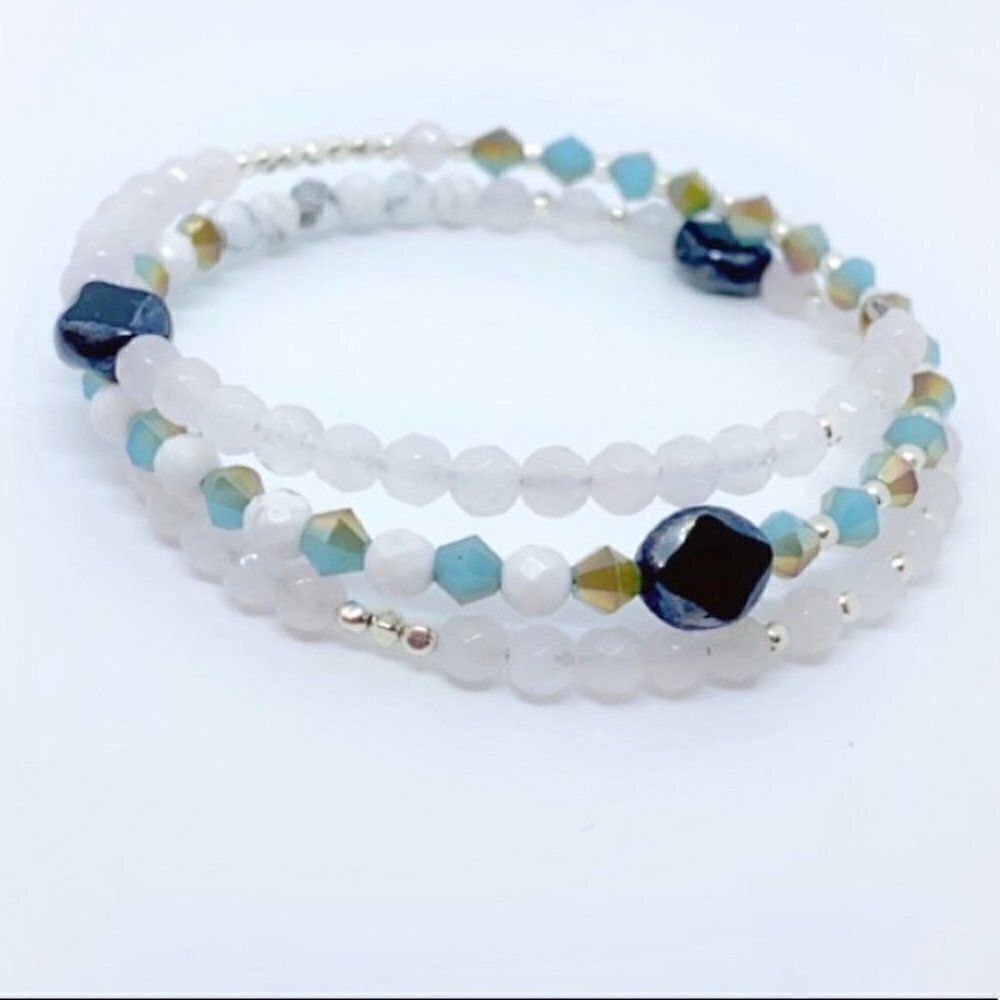 Artisan Chic White Turquoise Stone Rose Bracelet